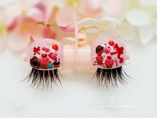 Let them eat cake ~ Custom Blythe Eye Lids / Lid Art + eye lashes